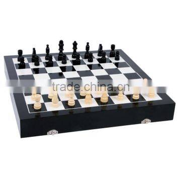 Black and White Color Wooden Chess Wooden Educational Toy photo-3