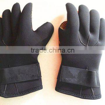 protect black 5mm neoprene gloves 67856