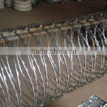 High Quality barbed wire roll price fence (TUOSHENG Brand)