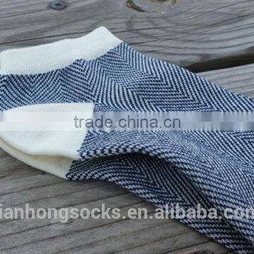 Thin Cotton Hosiery for Absorbent Invisible Wave Striped Leisure Men Boat Socks photo-4