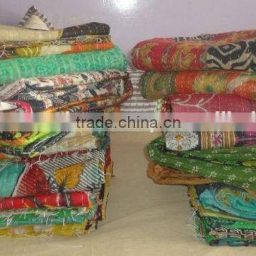 Indian Kantha Quilt Handmade Vintage Kantha Quilt Reversible Quilt Kantha Quilt Wholesale Kantha Quilt Manufacturer photo-3