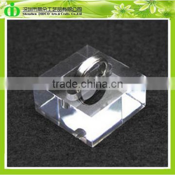 DDJ-0074 ISO9001 Chinese Manufacture Sells Crystal Clear Acrylic Rings Display Block