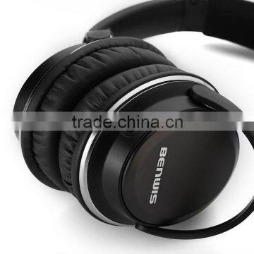 USA Amazon Hot Selling Headsets With 3.5 mm Headsets Jack Black Gold Color Available Microphone Wired Headsets photo-3