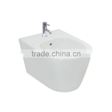 Bathroom woman wall hung ceramic bidet