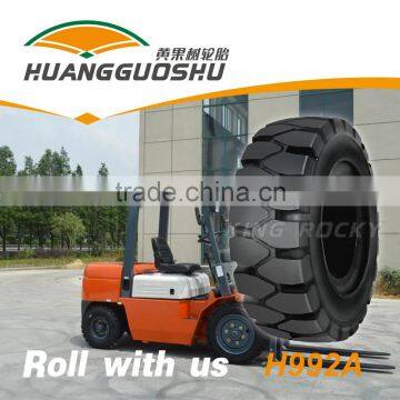 Hydraulic Automatic Transmission Forklift With Pneumatic Tires Silver Leopard Series photo-2