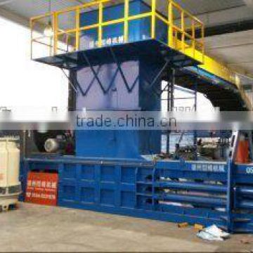 horizontal hydraulic press baler waste paper, cardboard, PET baling machine with conveyor