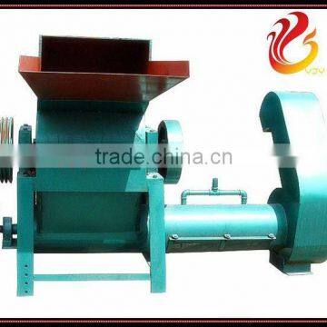 Automatic plastic crusher