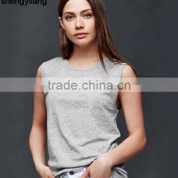 Custom 100% Cotton Vest Women Plain Tank Top Wholesale in Guangzhou photo-3