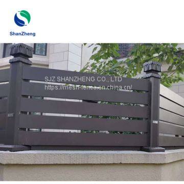 Aluminum horizontal slat fence