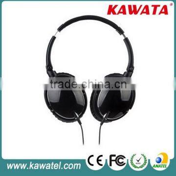 China wired active noise reduction headphone