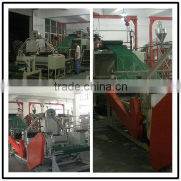 Plastic window screen mesh making machine