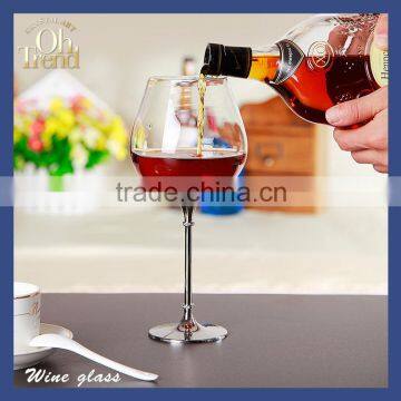 Glassware Manufacturer Handmade cheap wine glass goblet with multi-turn drill wendding shopping