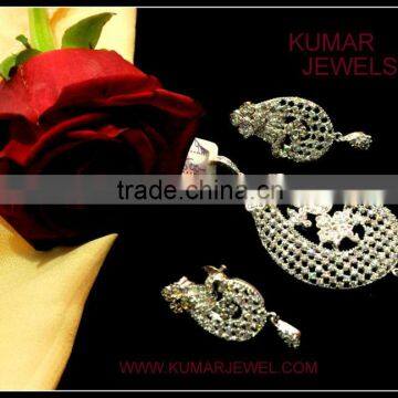 DIAMOND STYLE PENDANT SET