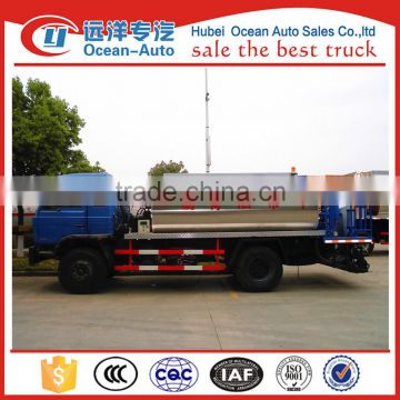 Dongfeng 4X2 8000L asphalt distributor truck