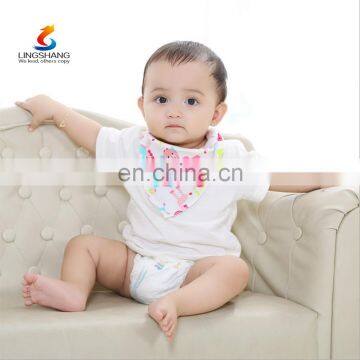 Fashion Wholesale China Supplier Baby Bibs Bandana With Logo photo-3