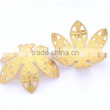 Yiwu Jewelry Findings Brass Metal Flowers for Necklaces,Earrings,Bracelets