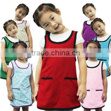 Lovely cotton aprons for kids