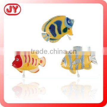 Colorful design fish wind up toy animal plastic toy for kids