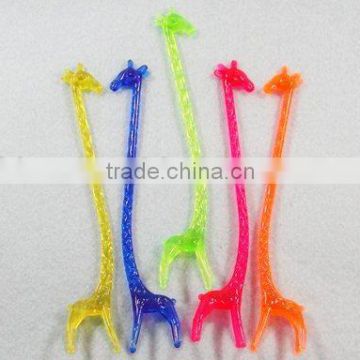 Giraffe swizzle stick / muddler / plastic giraffe stirrer / drink stirrer