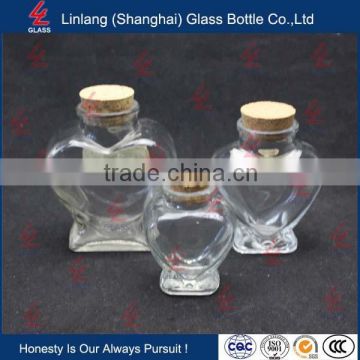 Clear Wholesale Finely Processed Heart Shape Storage Jar