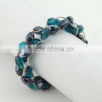 Magnetic Simple Design Silver Chain Cross Beaded Jeweley Set photo-2