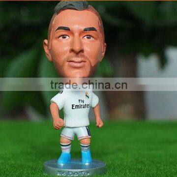 Customized plastic 3d design football player figure/plastic miniature football figures