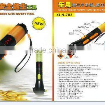 Hand crank dynamo led flashlight with emergency safety hammer