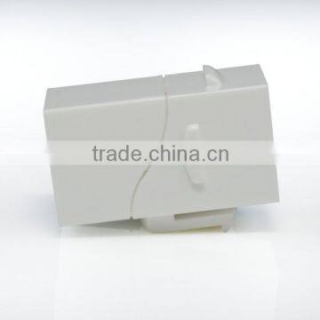 RoHS2 RJ45 Cat6 180 Degree Unshielded UTP Straight Keystone Coupler photo-5
