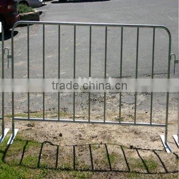 crowd control barriers supplier