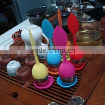 Stainless Steel Tea Infuser Strainer With Green Silicone Leaf Lid photo-5