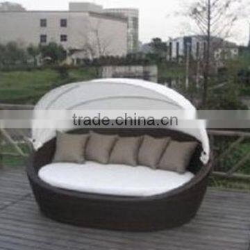 Sunday daybed
