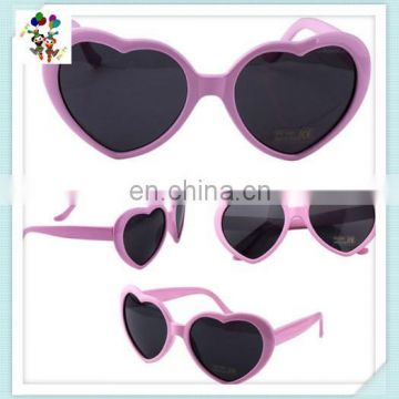 Cheap Plastic Purple Love Heart Shaped Party Sunglasses HPC-0682