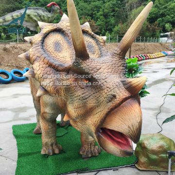 LORISO2052Incredible alive animatronic triceratops dinosaur model at outdoor playground