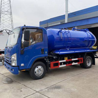 Isuzu 5000L sewage  suction truck