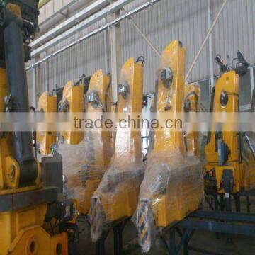 XCMG 1t,2t,3.2t,4t,5t,6.3t,8t,10t,12t,14t,16t,25t Truck Mounted Telescoping Boom Crane photo-3