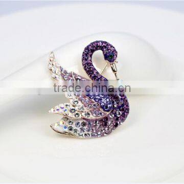 Latest Fashion Women Swan Shape Crystal Rhinestone Brooch photo-2