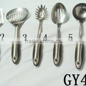 18/10 steel cutlery set