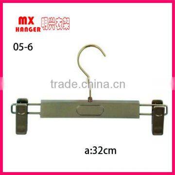 brown plastic pant hanger, pant hangers,plastic pant hangers