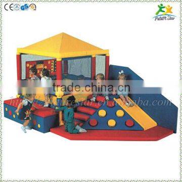 FS-SP-026A customized eco-friendly PVC & EPE & Wood castle ball pool