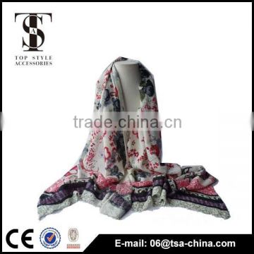 100% Wool High Quality Ladies Scarf with Printed beautiful pattern