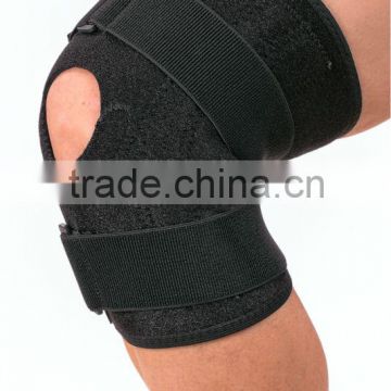 Durable neoprene knee support with pad