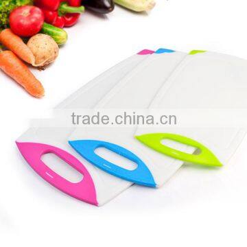 Antibacterial non slip kitchen plastic cutting board/chopping board/chopping block