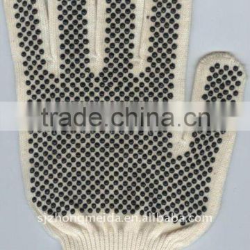 dotted cotton gloves