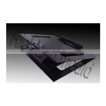 Portable laptop stand