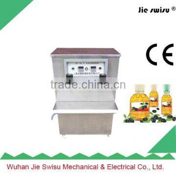 Semi Automatic Oil Bottle Filling Sealing Machine