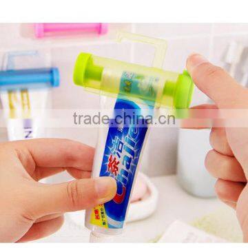 Ceative Manual Control Rolling Plastic Toothpaste Tube Squeezer photo-3