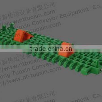 IS615 Radius Flush Grid Plastic Modular Belting With Pop-up Flights photo-2