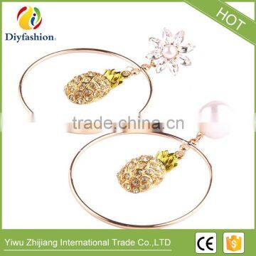 Hot Design Luxury Simulated Pearl Statement Wedding Earrings for Women Round Pendant Pineapple Stud Earrings Jewelry photo-4