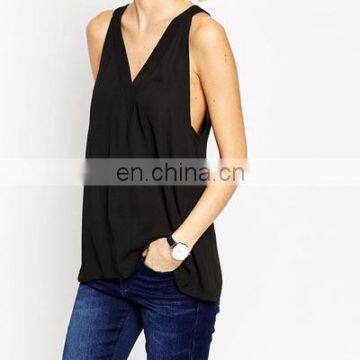 Causal style woman blouse in loose fit design