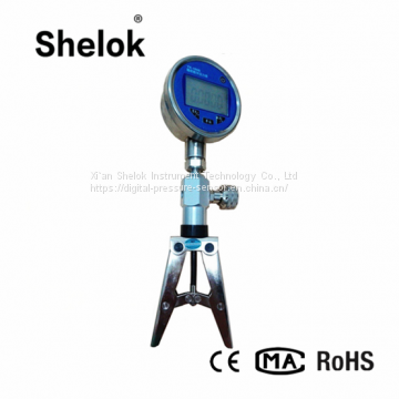 Hand pump with pressure gauge pressure calibrator